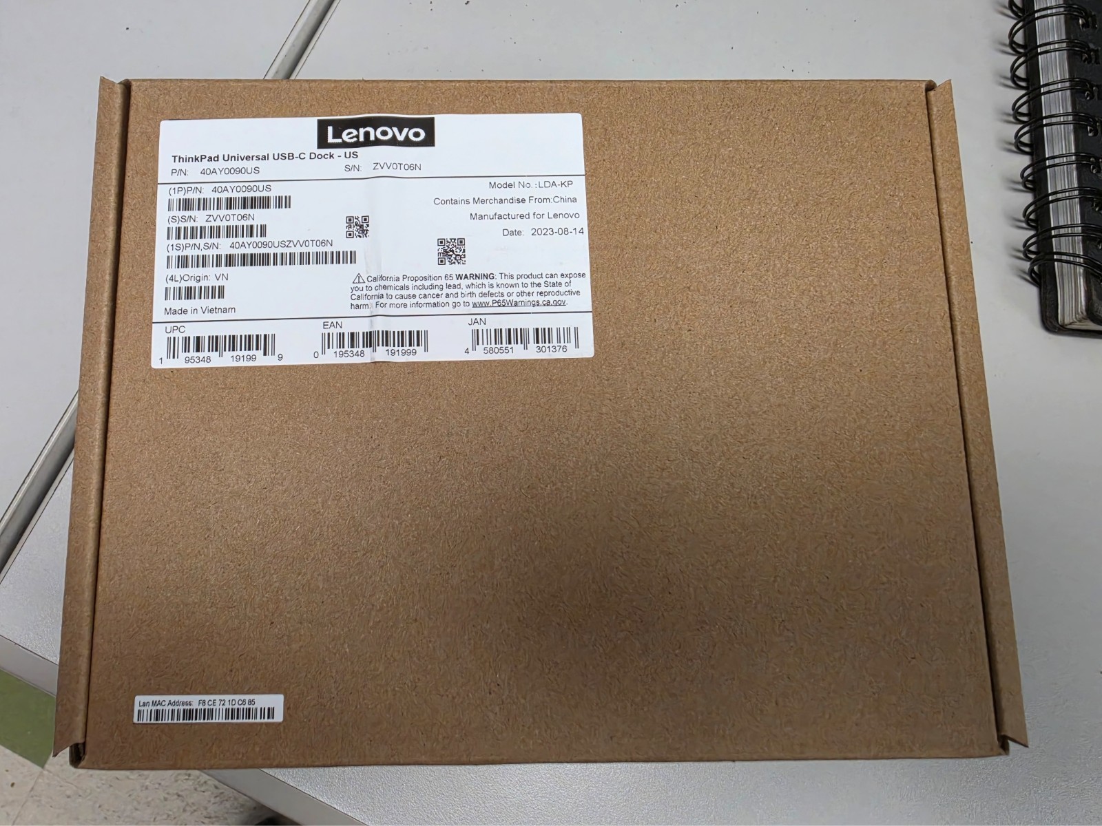 **NEW** Lenovo 40AY ThinkPad Universal USB-C Docking Station **NEW** Lenovo 40AY ThinkPad Universal USB-C Docking Station