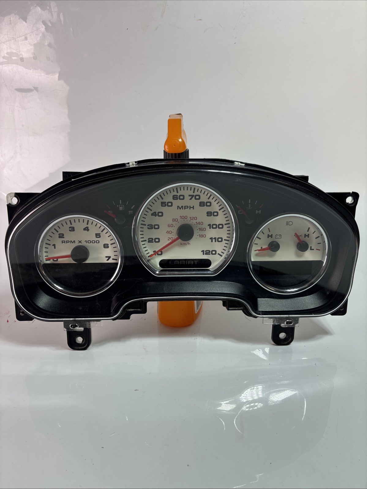 2004-2006 Ford F-150 Lariat Speedometer Instrument Cluster OEM