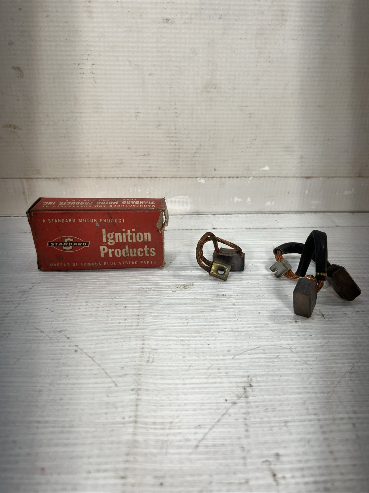 1950s-1960s GM Starter Brush Set Standard Ignition F5T NOS Original