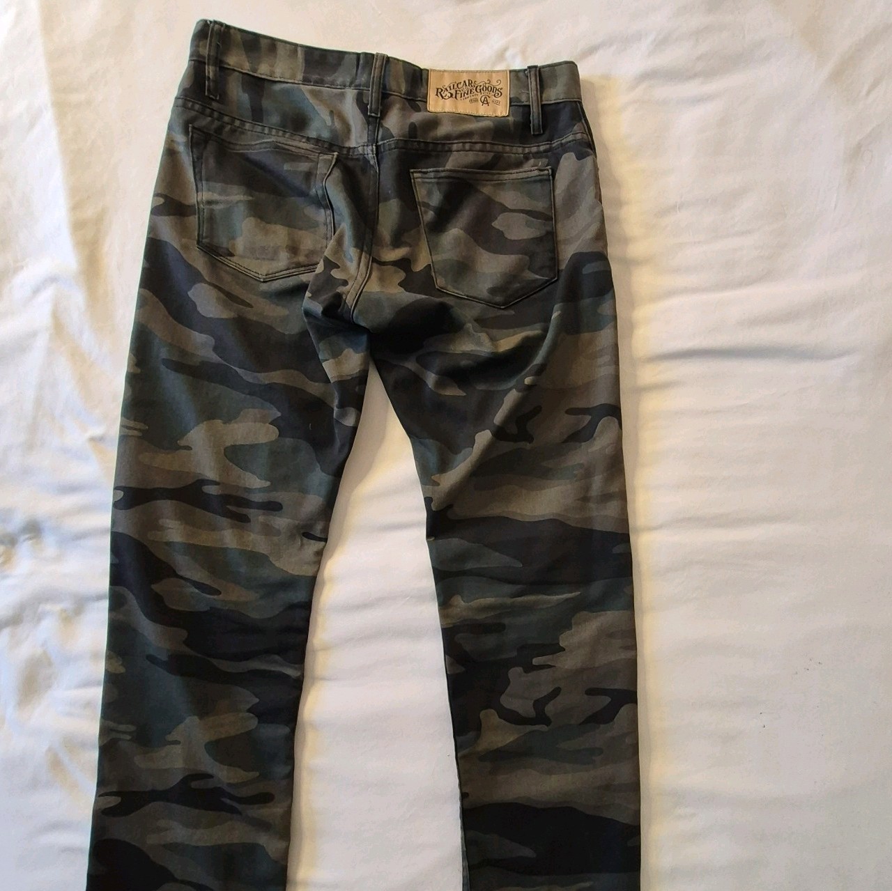 Railcar Fine Goods Spike Slim Tapered Camo Jeans Men\'s Size 32 USA Made