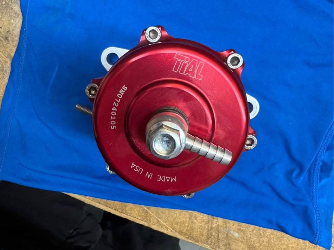 Tial Q 50MM BOV Red 002570 10 PSI With Subaru Flange
