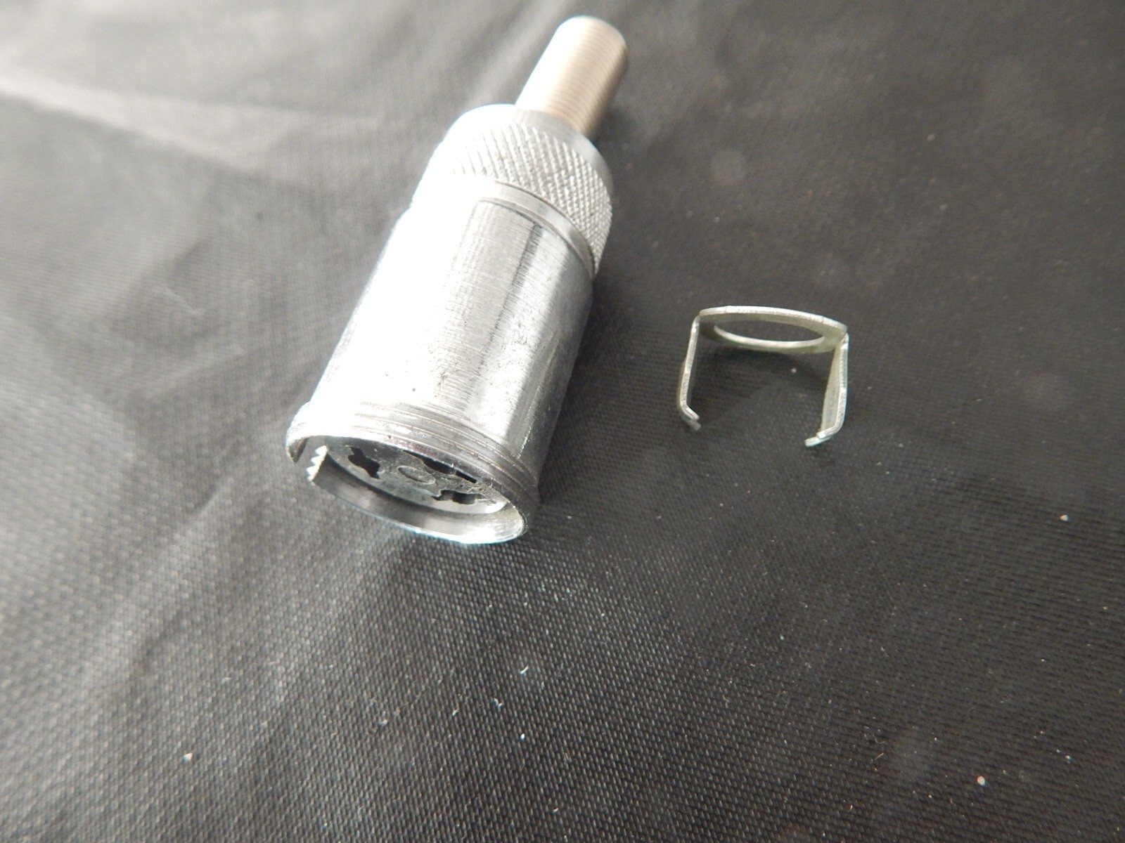 AMPHENOL 91-MC3F FEMALE MICROPHONE CONNECTOR 3 POSITION AUDIO - FAST SHIPPING