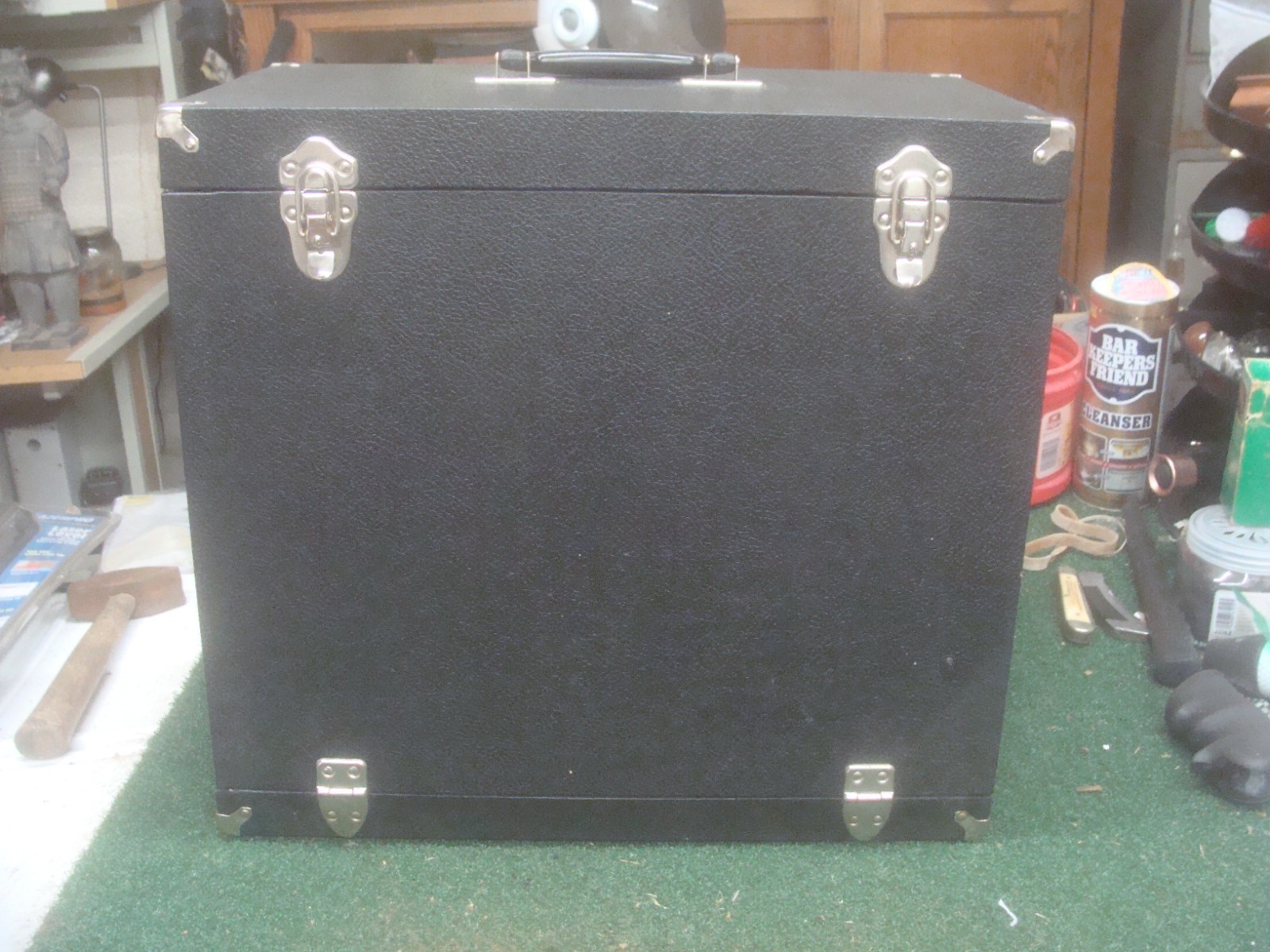 Vintage Pistol Range Box 16x17x10\