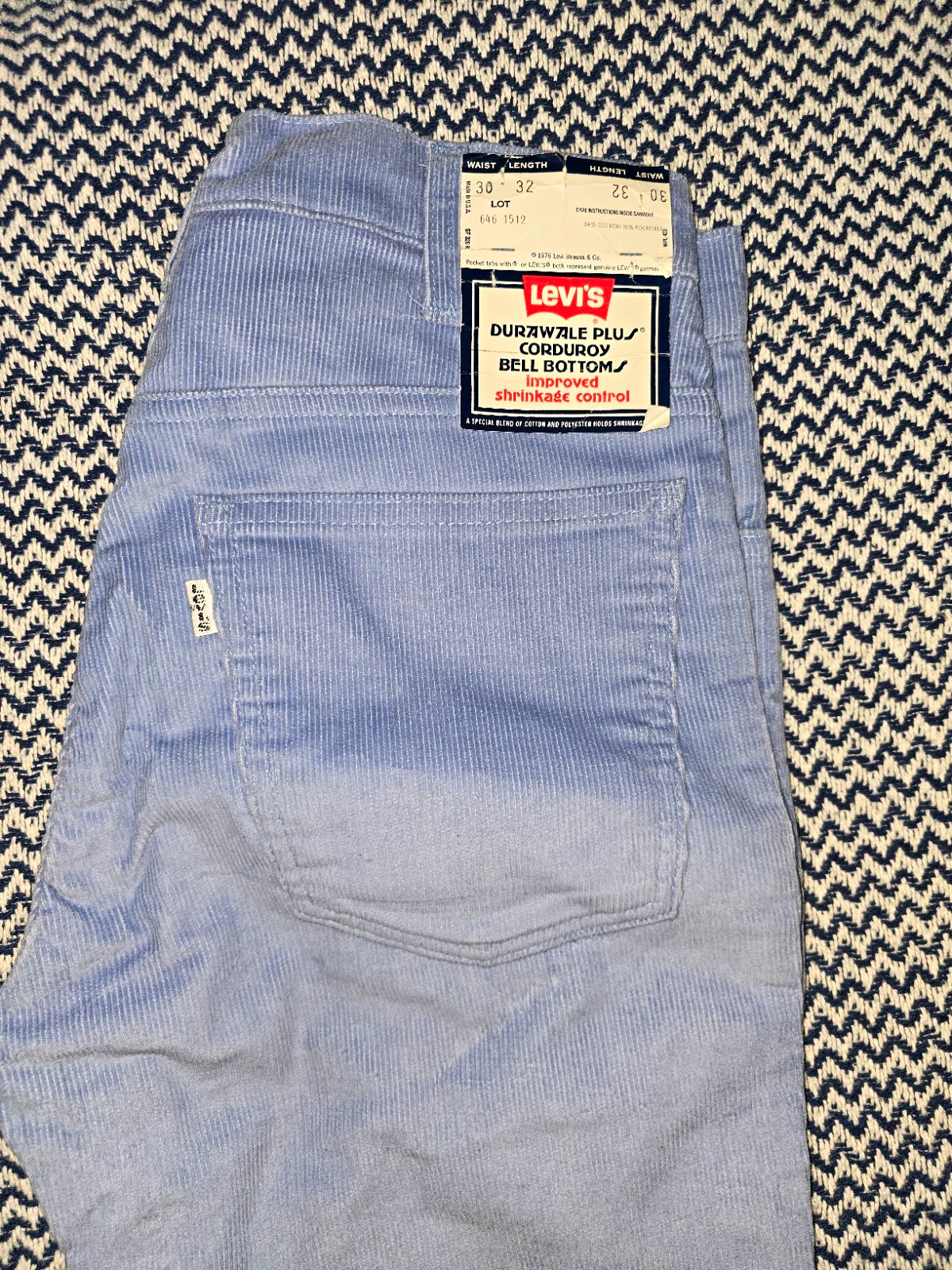 Vintage 70s Deadstock , Levi’s Durawale  Plus Corduroy Bell Bottom Jeans Blue