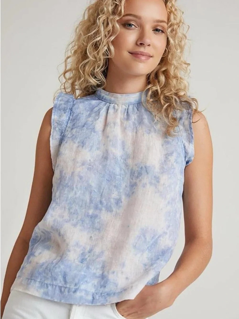 BELLA DAHL linen flutter sleeve blue, white, pink cloud top-lightweight-Sz M-EUC