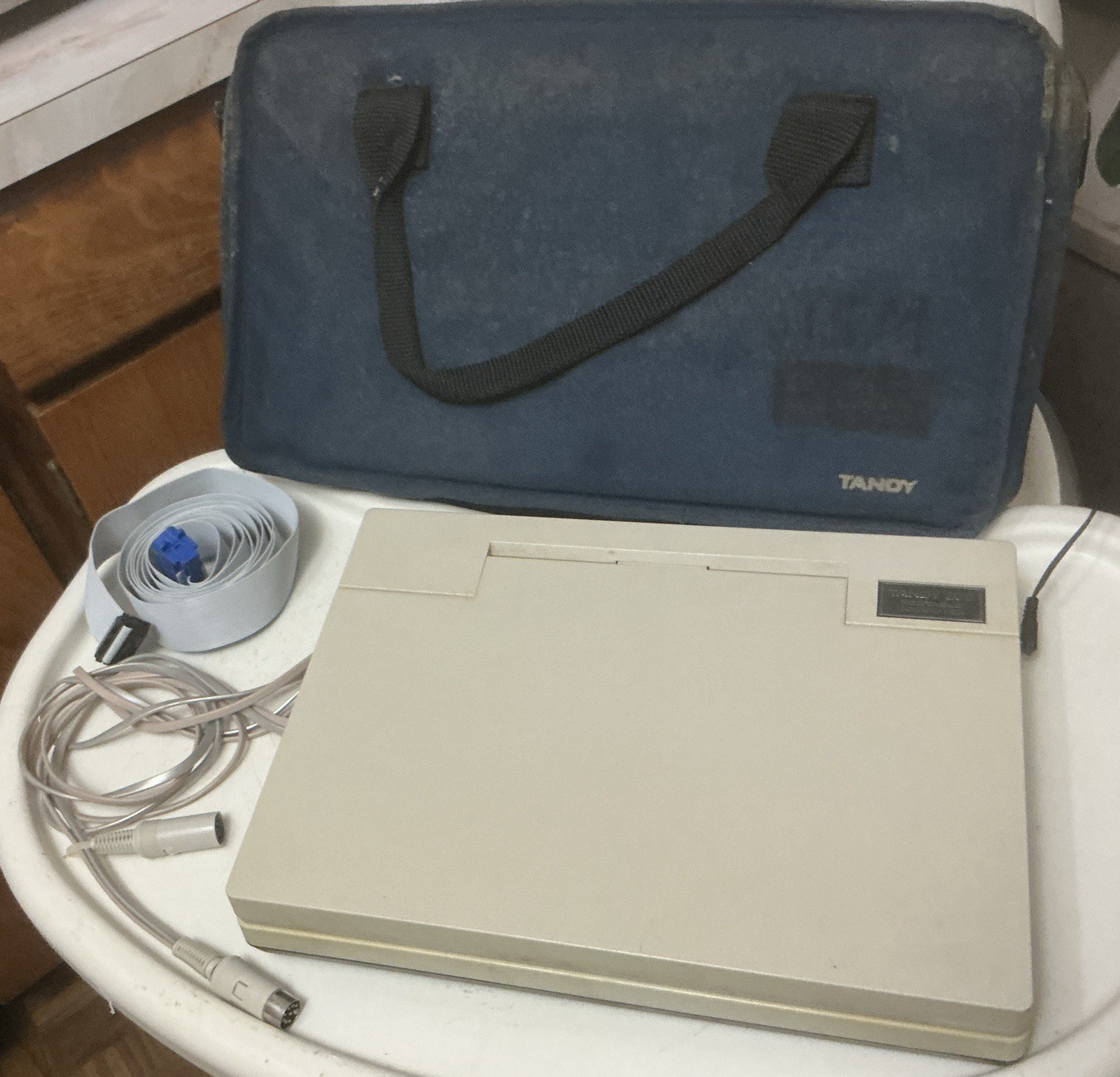 Vtg. Radio Shack Tandy 200 Portable Computer Laptop Model 26-3860  - Work w/ PS