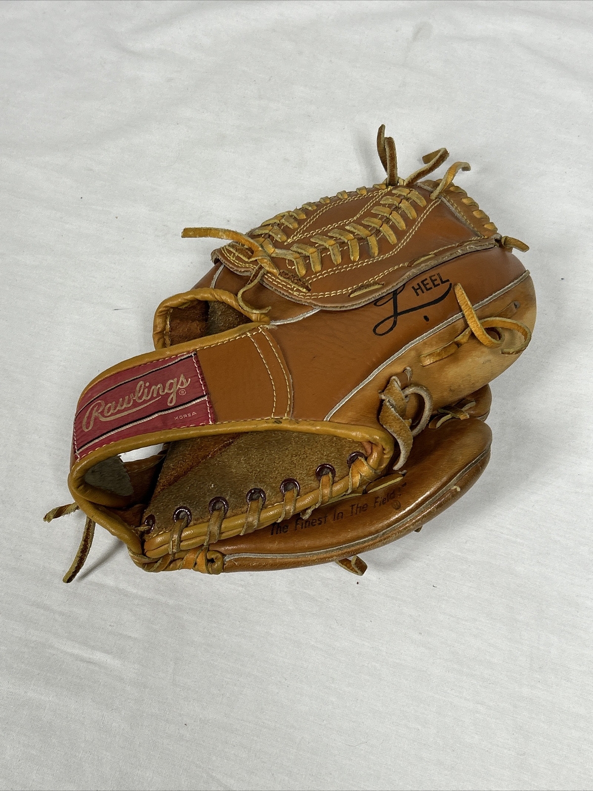 Rawlings RBG 130 Baseball Glove Right Hand Throw Rawlings RBG 130 Baseball Glove Right Hand Throw