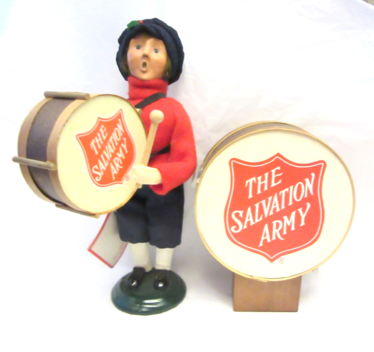 VTG Byers Choice The Salvation Army Caroler 1992 Drummer Man w/ Drum &Tag VTG Byers Choice The Salvation Army Caroler 1992 Drummer Man w/ Drum &Tag