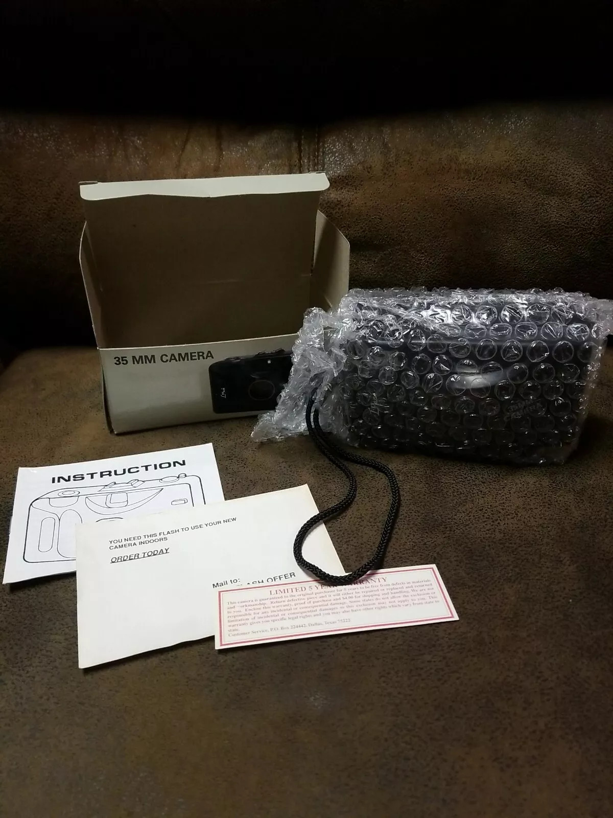 Vtg New Black Lexxus 35mm Film Camera & Paperwork in Box Vtg New Black Lexxus 35mm Film Camera & Paperwork in Box