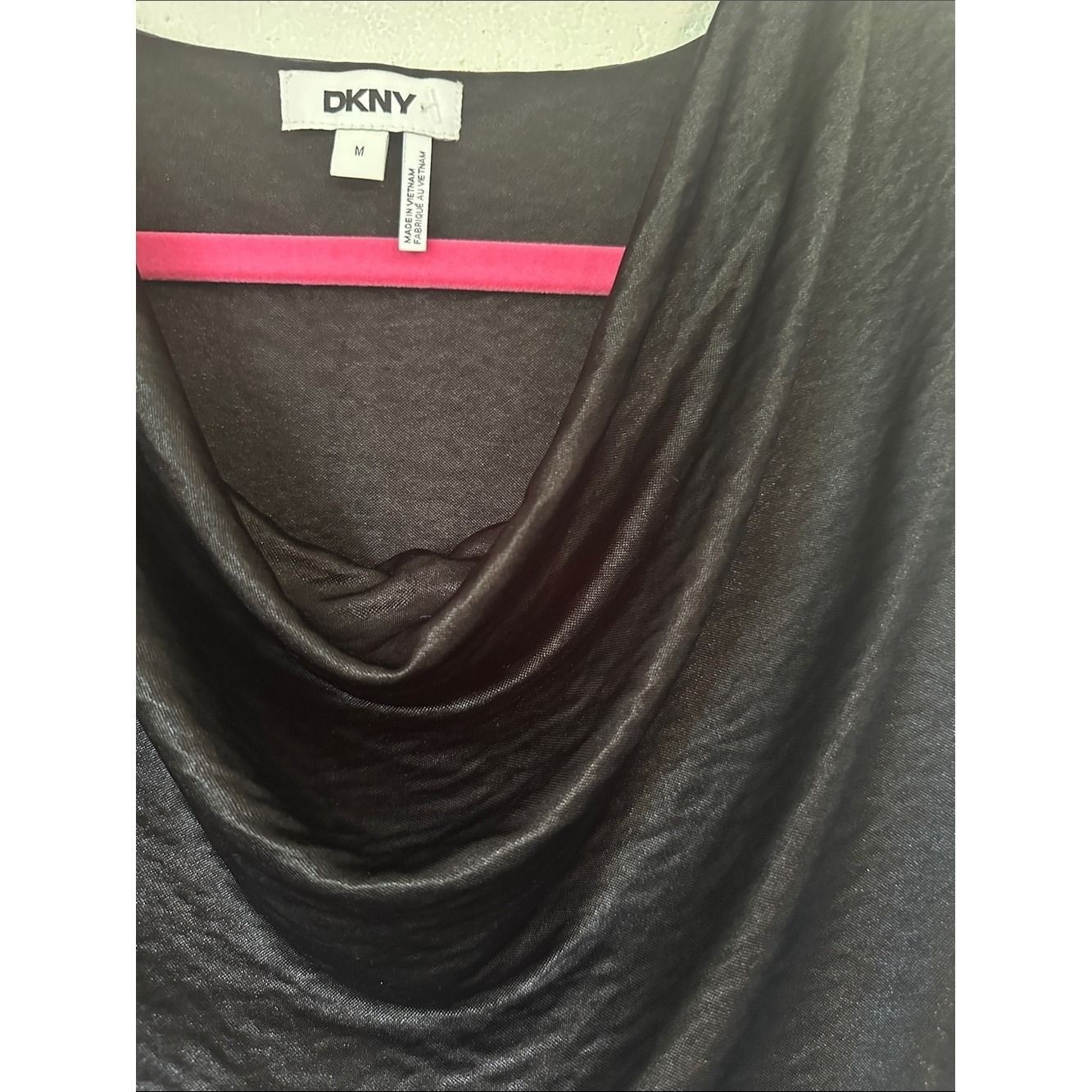 DKNY Black Cowl Neck Blouse Sleeveless Silky Drape Top UI4TD641 BLK Womens M DKNY Black Cowl Neck Blouse Sleeveless Silky Drape Top UI4TD641 BLK Womens M