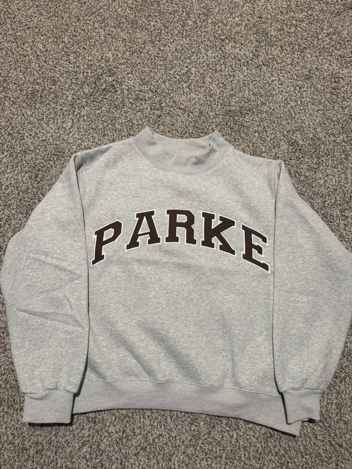 Parke Women\'s Light Grey And Brown Sweatshirt Size L-XL Parke Women\'s Light Grey And Brown Sweatshirt Size L-XL