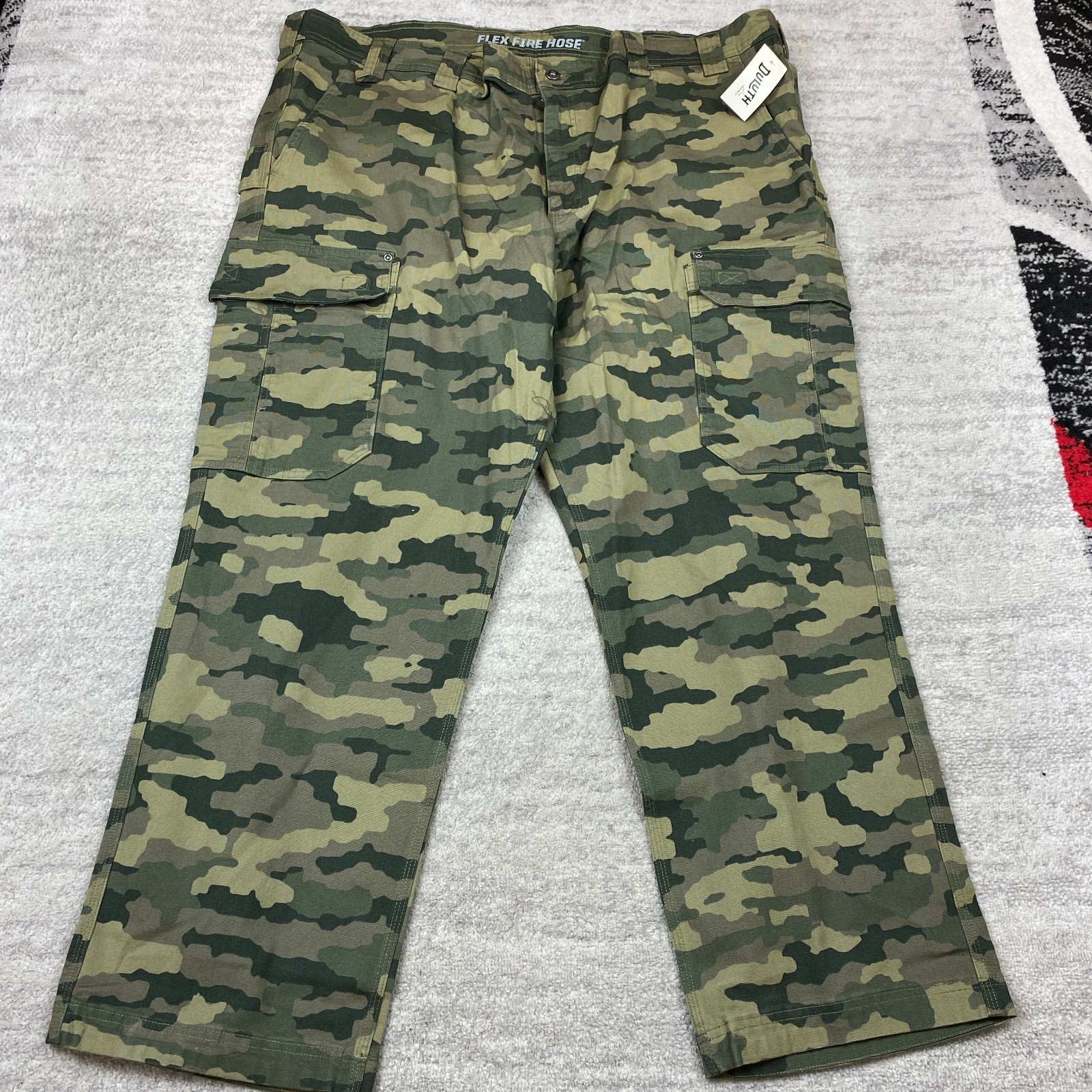 NEW Duluth Trading Co Carpenter Flex Fire Hose Cargo Camo Pants 48 Green 48x32