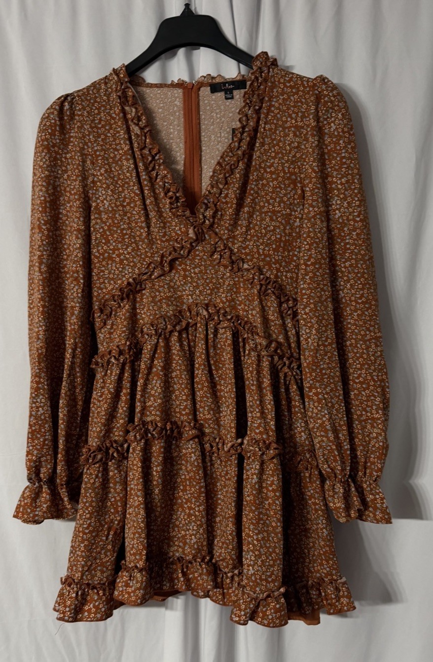 NWT Lulus Womens Brown Long Sleeve Lined Floral Casual Dress Size Large NWT Lulus Womens Brown Long Sleeve Lined Floral Casual Dress Size Large
