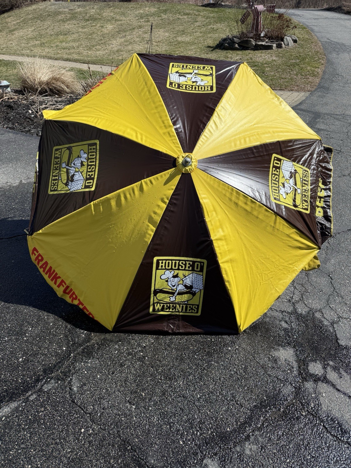 ⭐️Early 1980s House O Weenies Hot Dog Umbrella Rare 🌭 Franks Hotdog Carmel NY