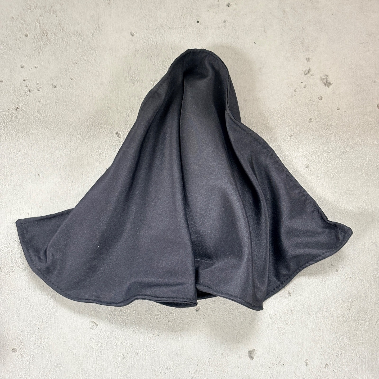 PB-C-BLK: 1/12 scale black wired cape for 6\ PB-C-BLK: 1/12 scale black wired cape for 6\