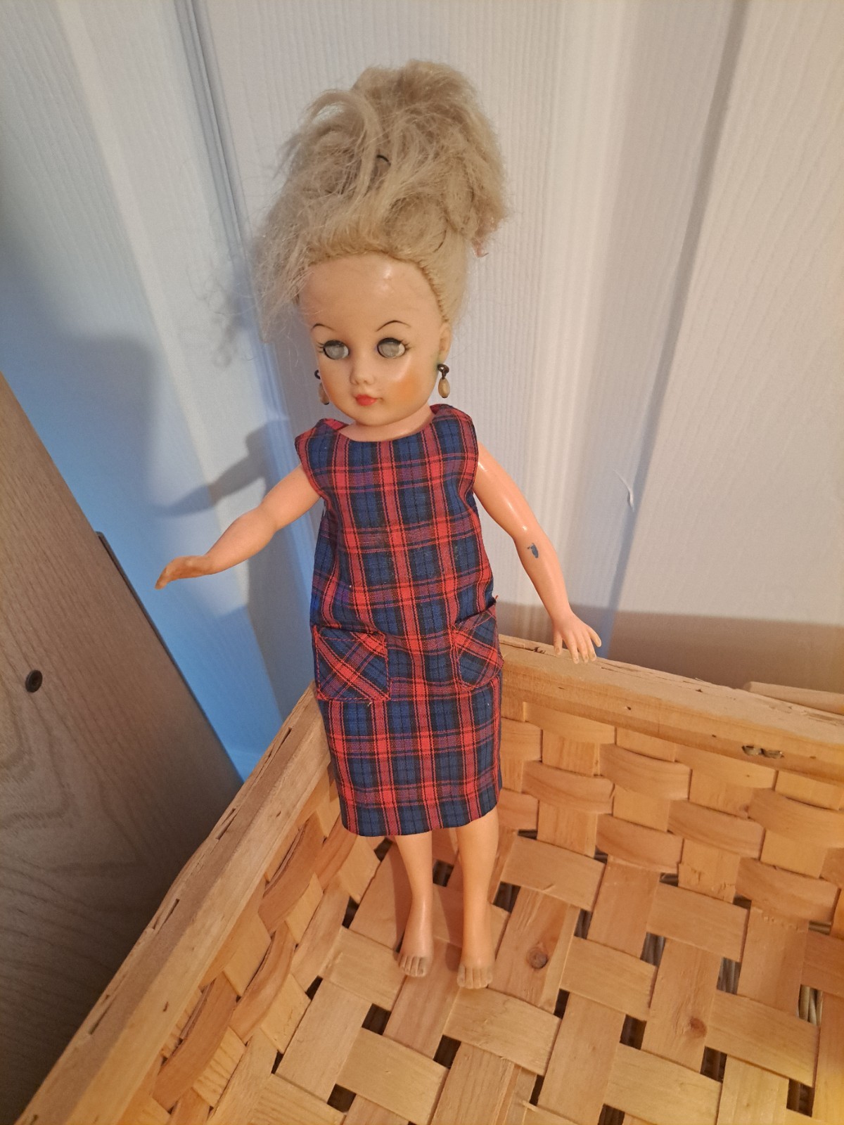 Vintage 1950's Uneeda Fashion Doll