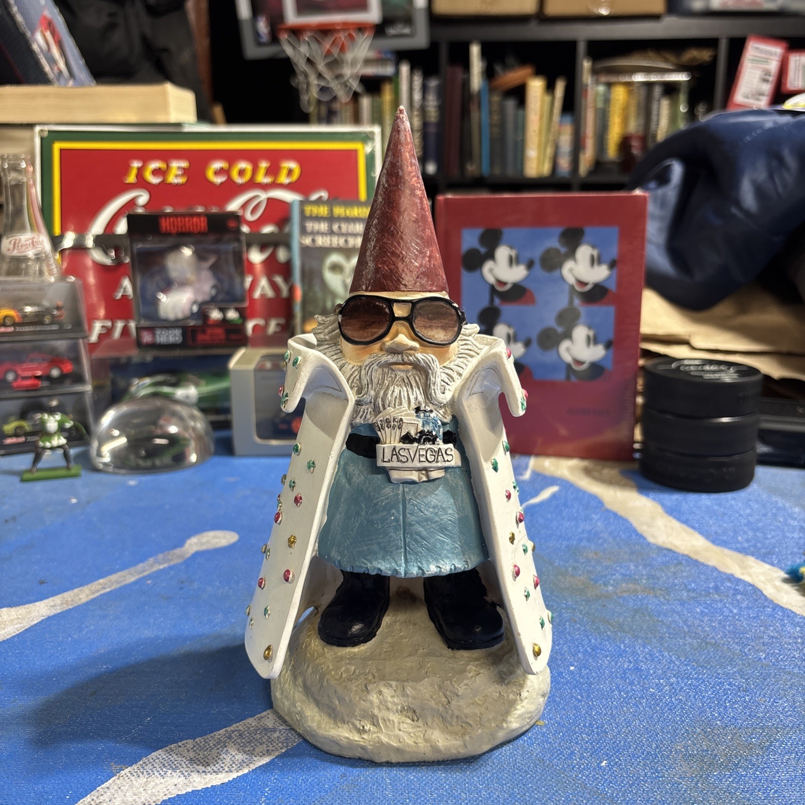 2007 Las Vegas Elvis promotional figurine Travelocity Roaming Gnome 2007 Las Vegas Elvis promotional figurine Travelocity Roaming Gnome