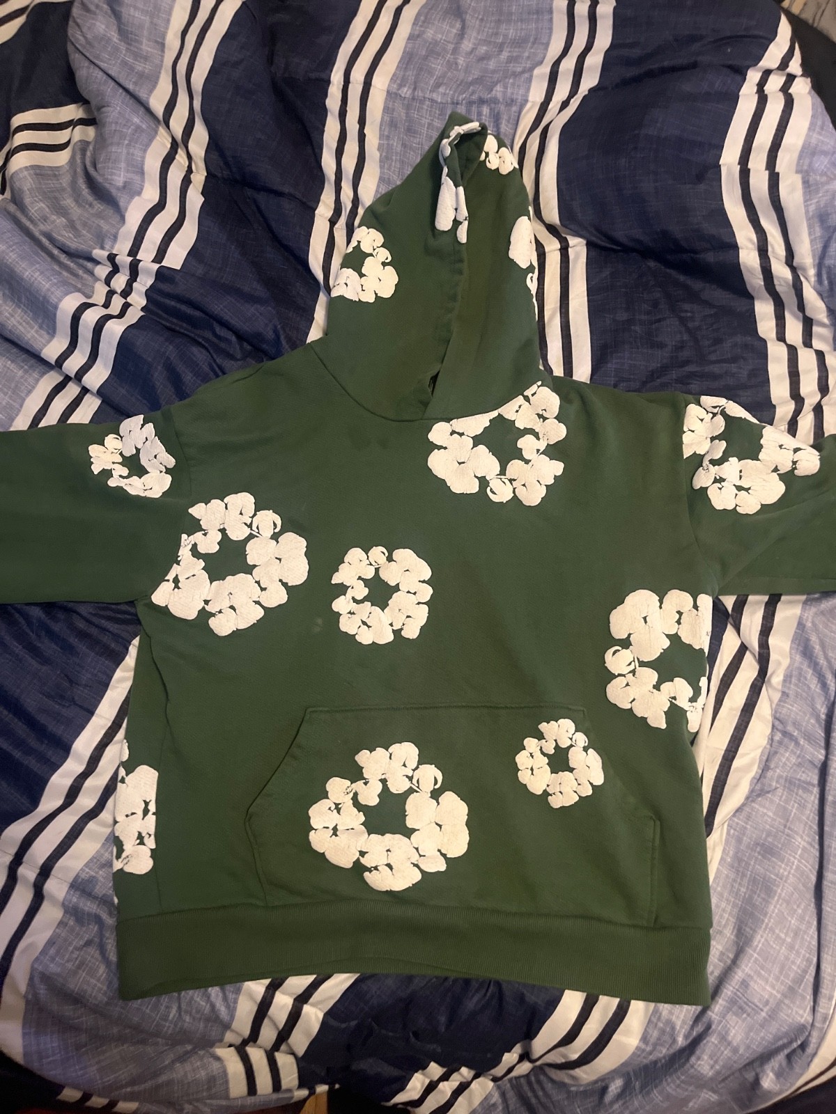 denim tears hoodie large only wore 1 time just got it 3 weeks ago