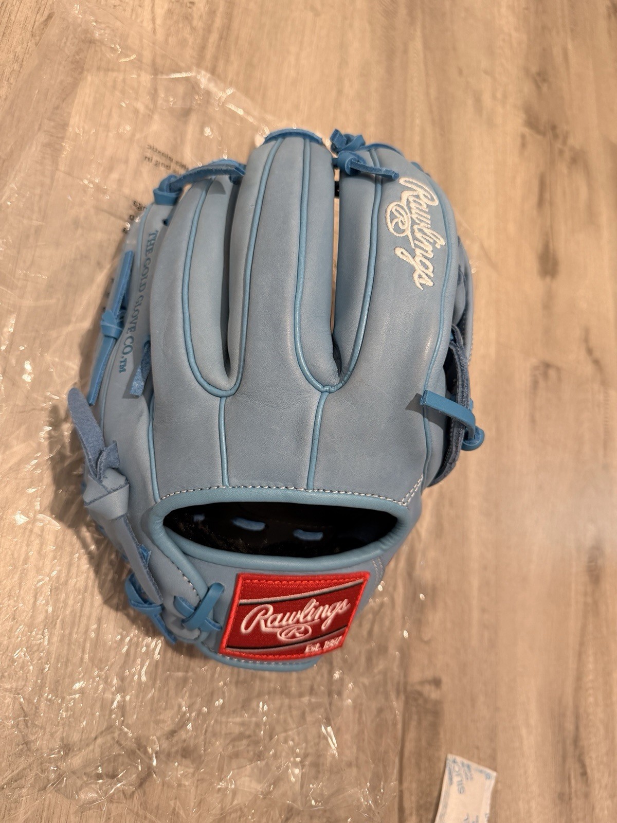 NEW Rawlings R9 Series 11.75 Inch R9315-6CB Baseball Gloves Columbia Blue NEW Rawlings R9 Series 11.75 Inch R9315-6CB Baseball Gloves Columbia Blue
