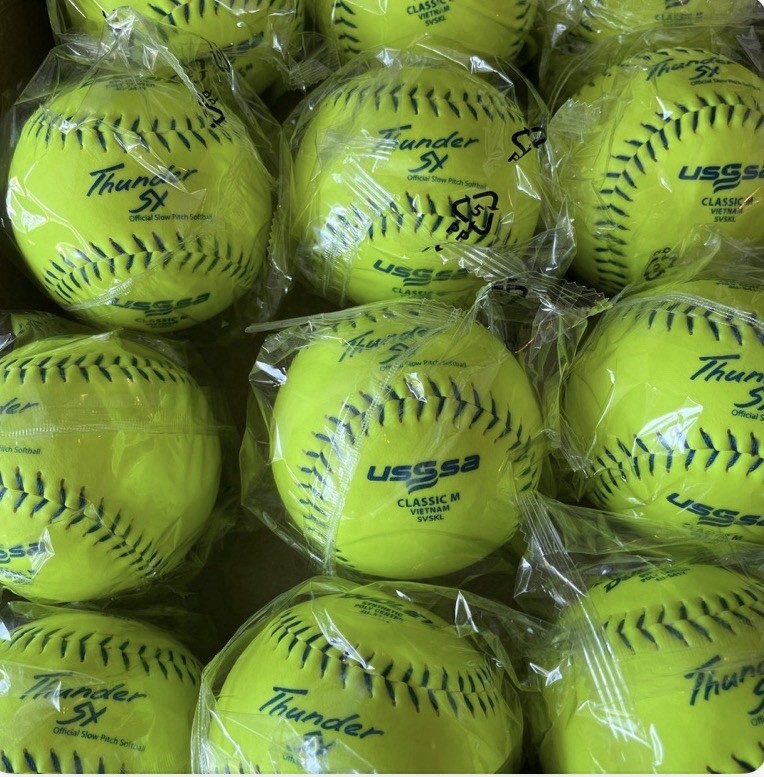 Dudley Thunder SY Classic M Softball