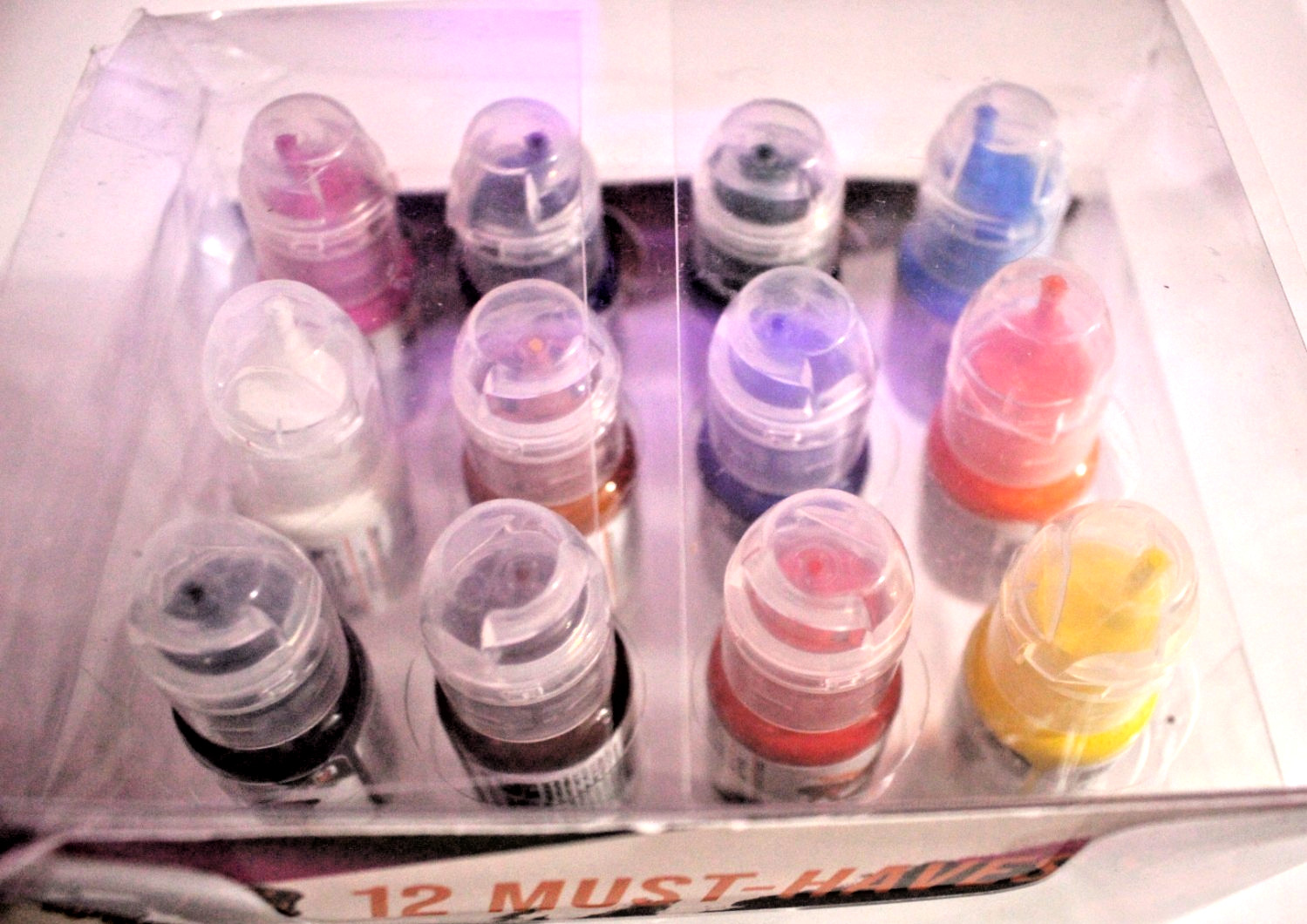 WORLD FAMOUS TATTOO INK SET OF 12 COLORS WORLD FAMOUS TATTOO INK SET OF 12 COLORS