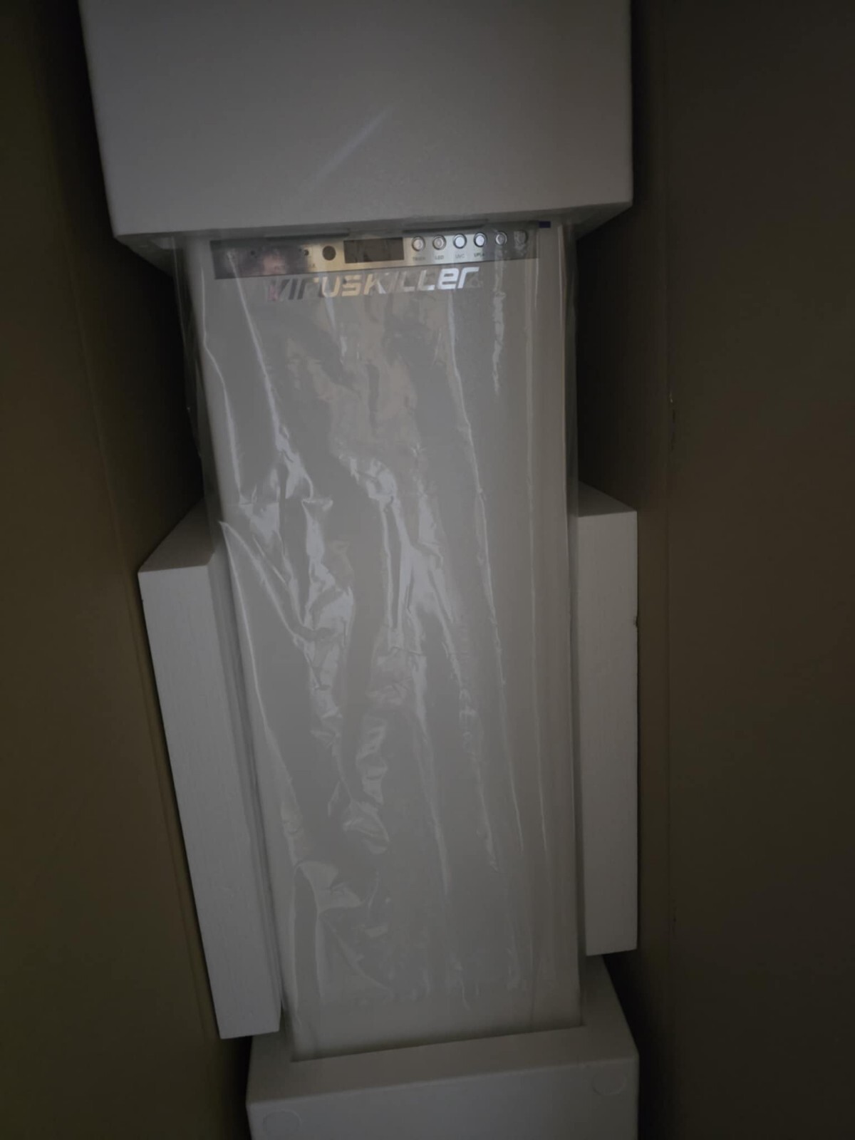 Radic8 VK-103  Virus Killer Room Air Disinfector NEW IN BOX  