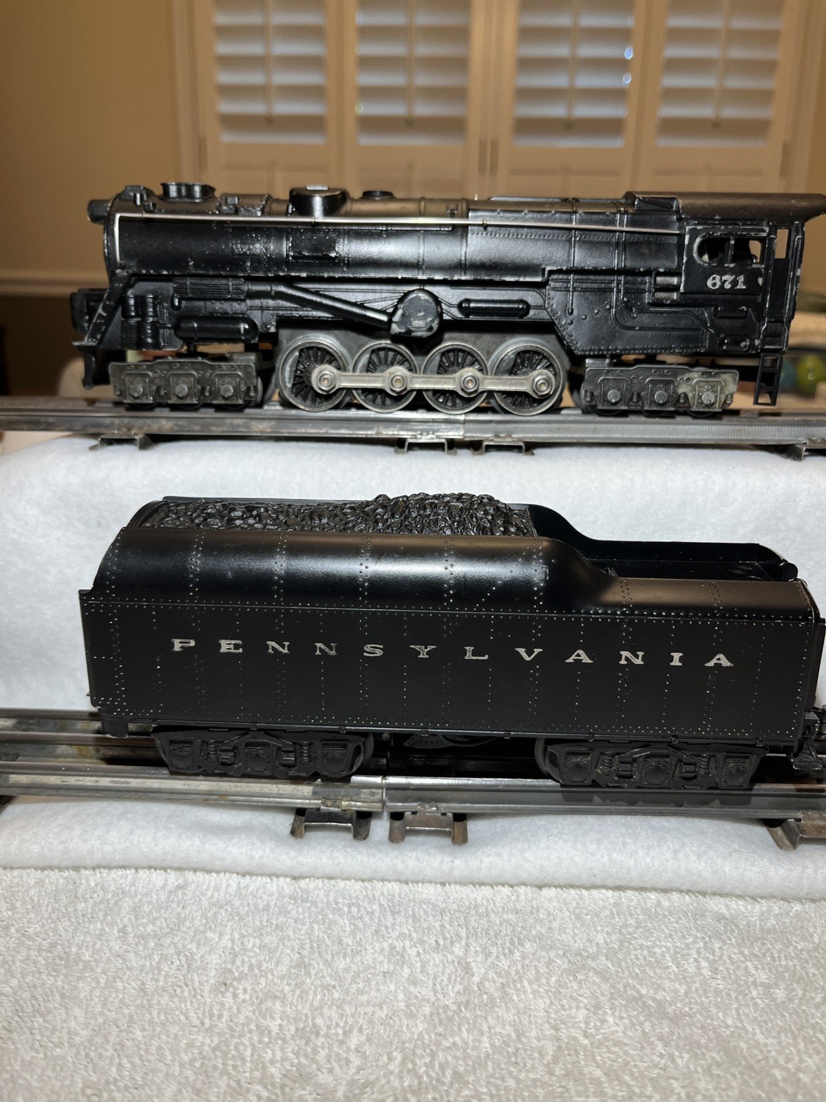 Lionel 671 Vintage O 6-8-6 Diecast Steam Turbine Locomotive with 2671W Tender Lionel 671 Vintage O 6-8-6 Diecast Steam Turbine Locomotive with 2671W Tender