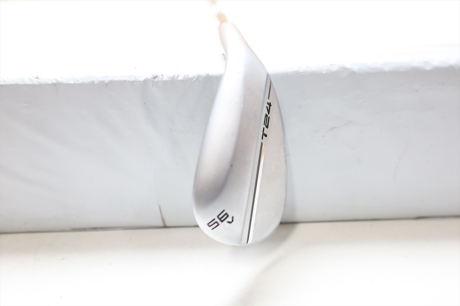Mizuno T24 Satin V Grind Wedge 56°-8 Stiff Dynamic Gold Tour Issue S400 Stl Good
