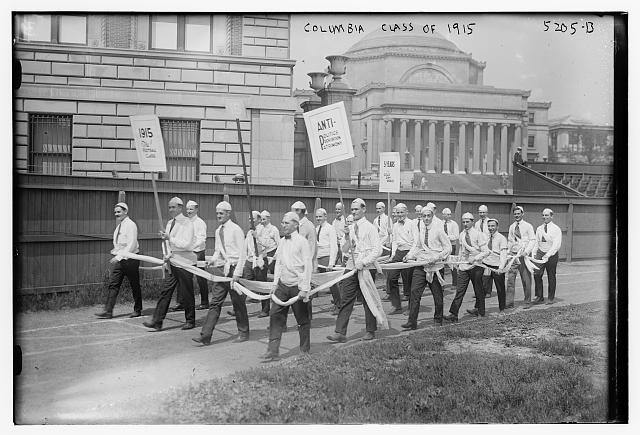 Photo:Columbia Class of 1915