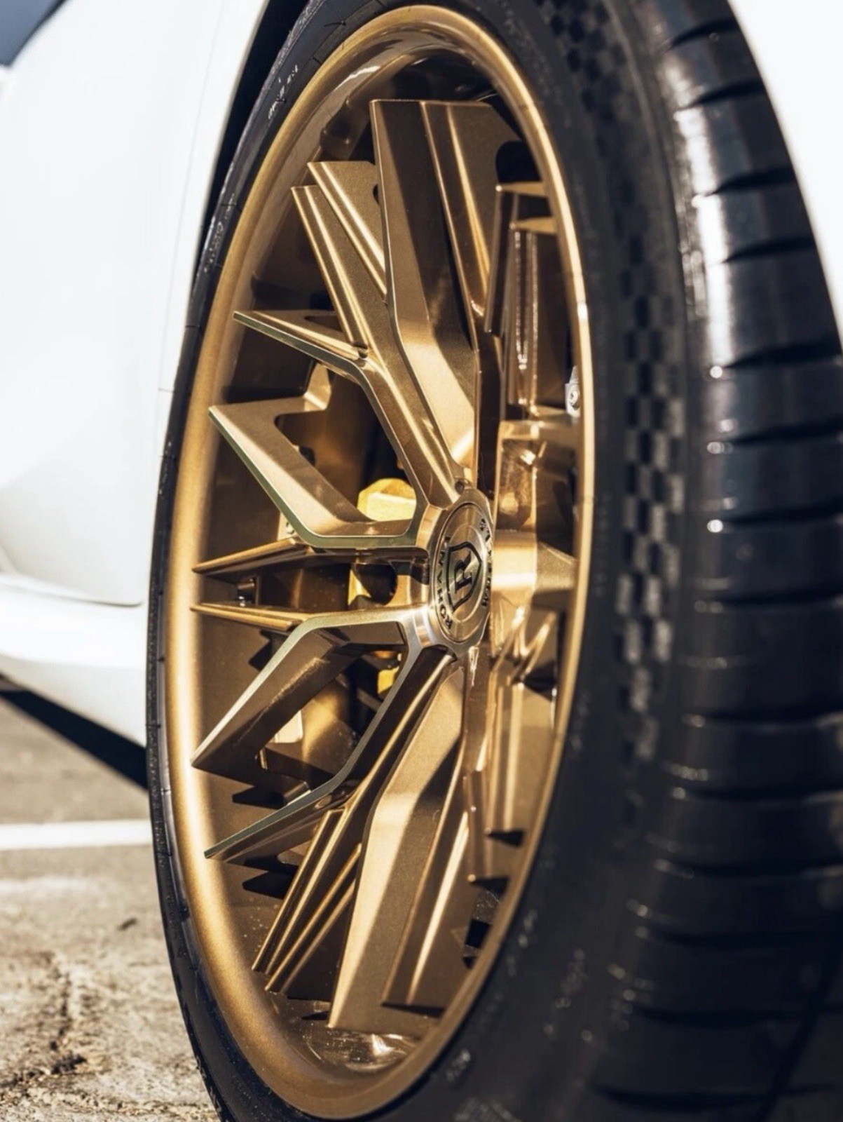 19in Rohana RFC 3 Machine Bronze Staggered Set with 5x114.3 Bolt Pattern Wheels