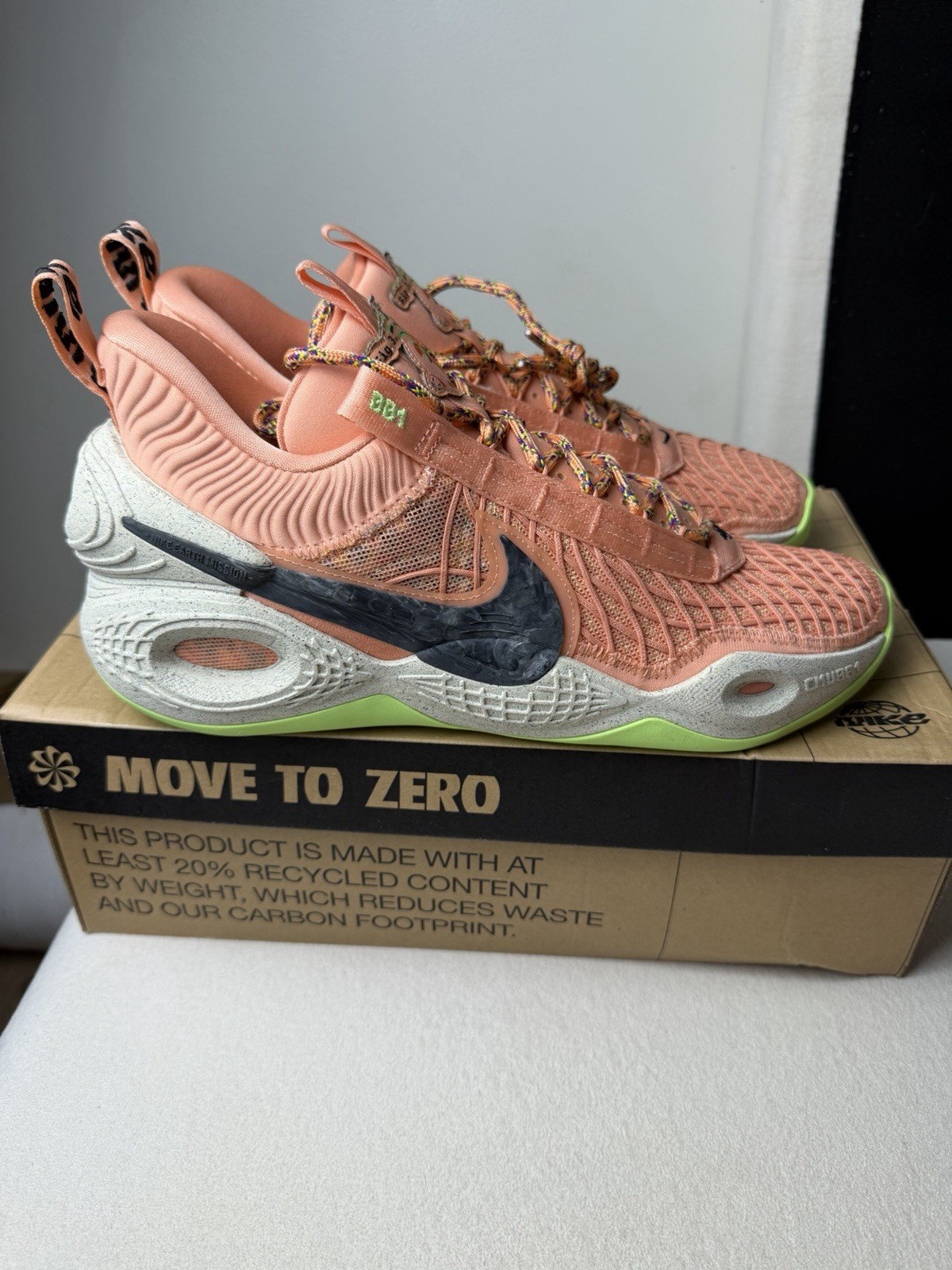 Nike Men’s Cosmic Unity \