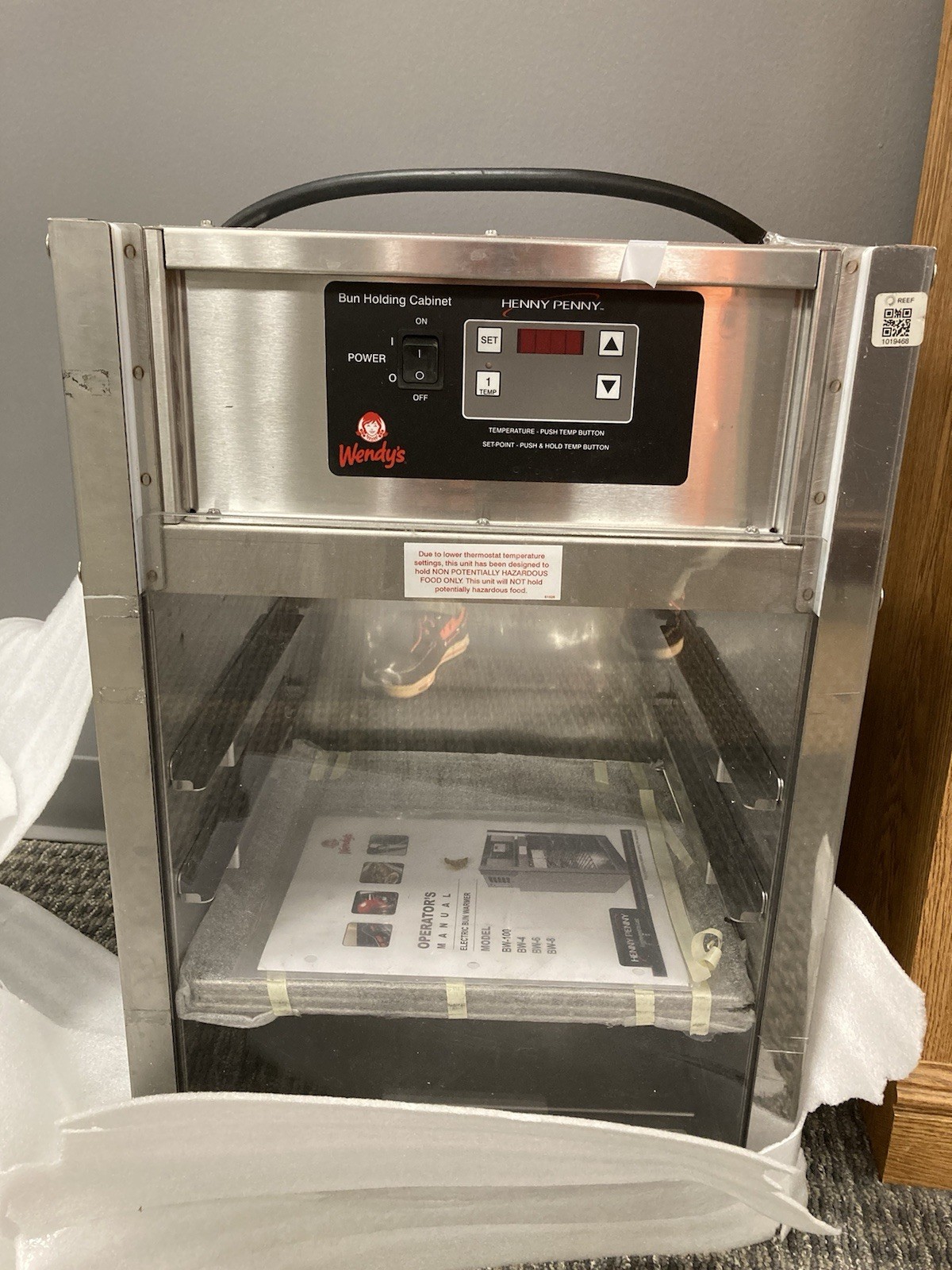 Henny Penny BW100 Bun Cabinet Wendy’s branded