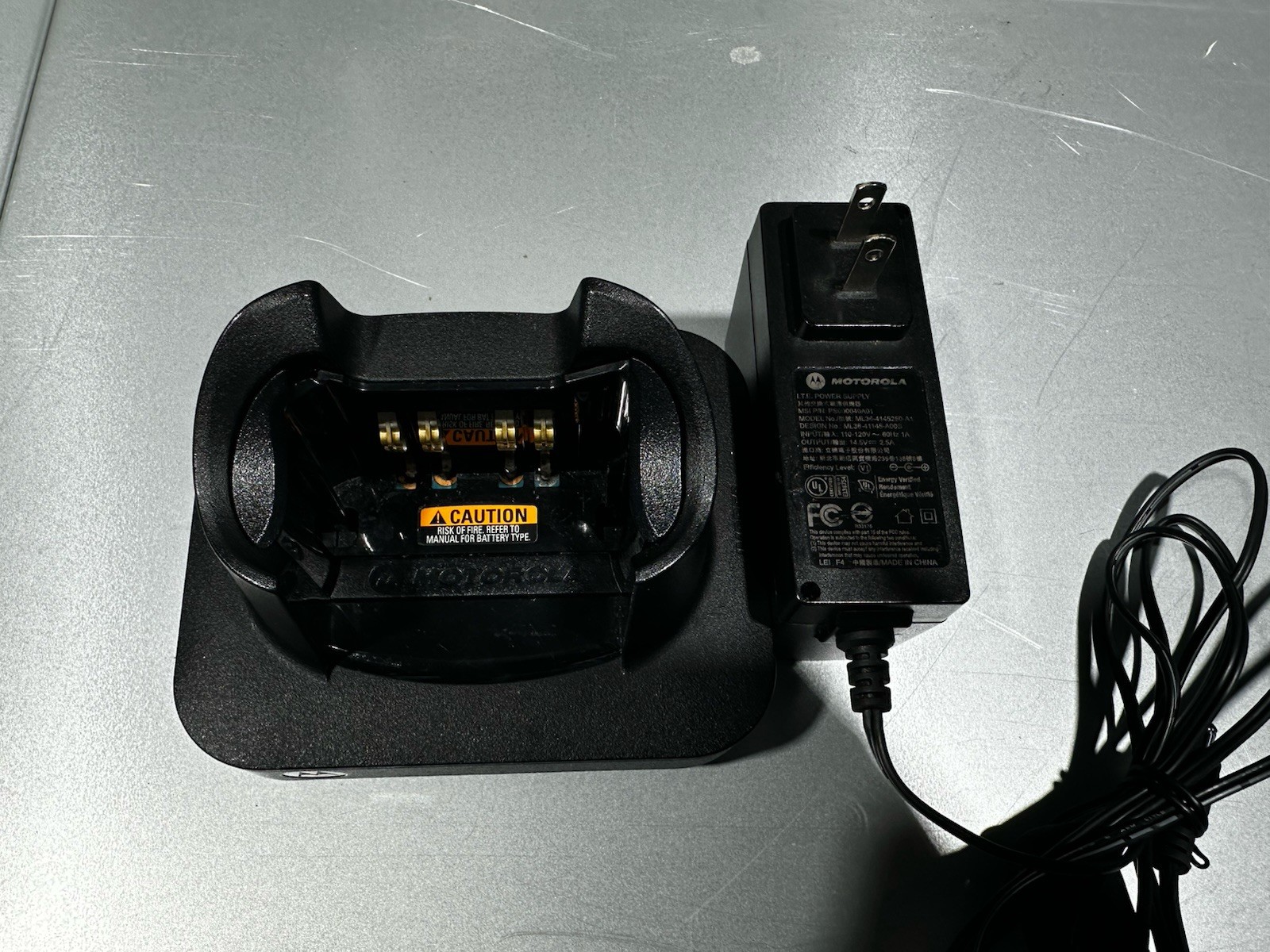 Motorola Impres 2 Adaptive Charger PMPN4135A With Power Supply