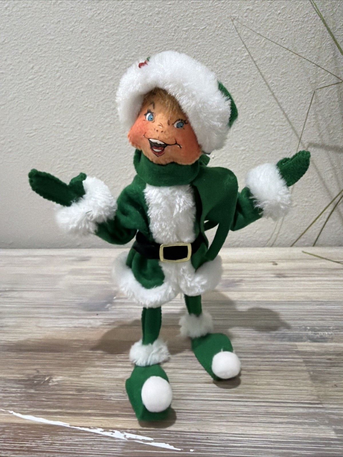 Annalee 9in Very Merry Green Elf Item #510520 - 2020 Annalee 9in Very Merry Green Elf Item #510520 - 2020