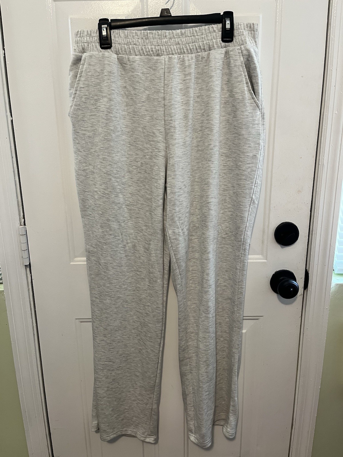 Danskin Women’s Straight Leg Activewear Pant Pockets Size L