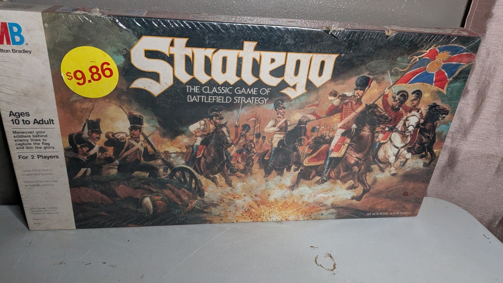 Vintage Milton Bradley Stratego 1986 Board Game New In Sealed Box - Damaged Seal