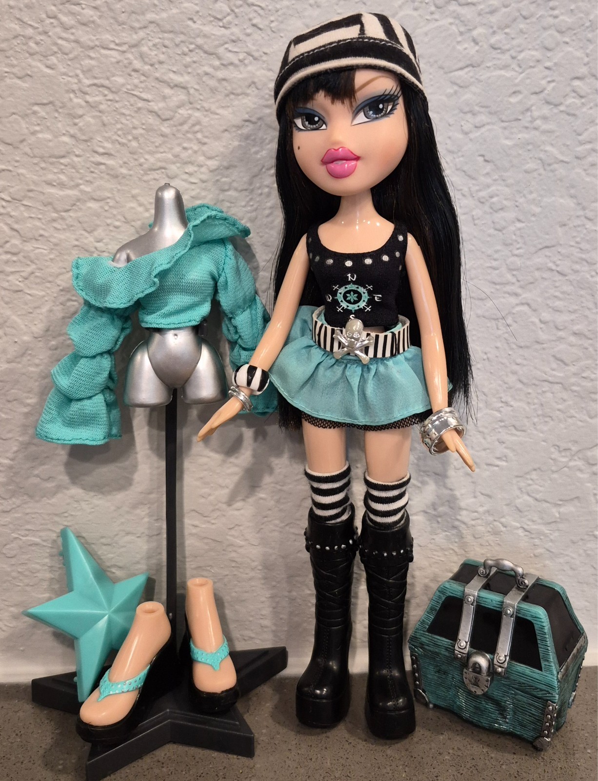 🦜Bratz Treasures Jade- MGA Entertainment Original🪙