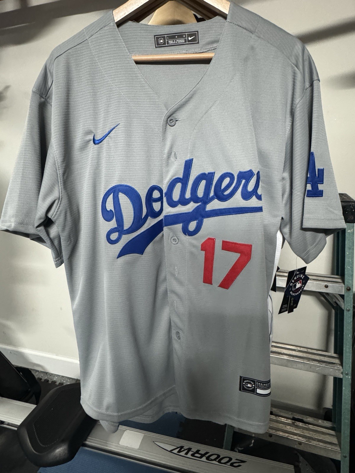 NIKE LOS ANGELES DODGERS SHOHEI OHTANI #17 ALTERNATE JERSEY GREY LARGE NWT NIKE LOS ANGELES DODGERS SHOHEI OHTANI #17 ALTERNATE JERSEY GREY LARGE NWT
