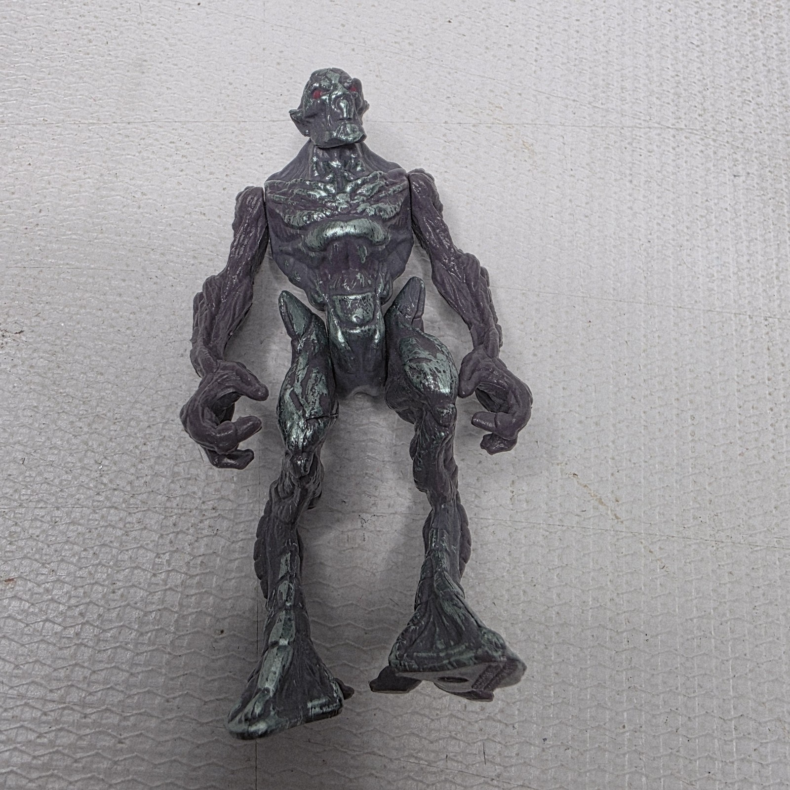 Greenbrier International Final Faction Alien Kharn 4.5” Action Figure Greenbrier International Final Faction Alien Kharn 4.5” Action Figure