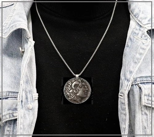 ALEXANDER THE GREAT Necklace - 1 1/4