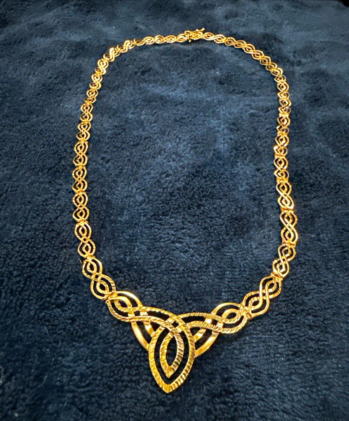 Vintage 10k Solid gold very intricately detailed Celtic necklace.