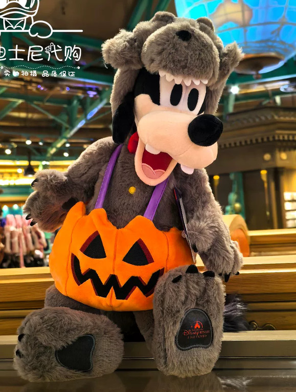 Authentic Shanghai Disney Halloween Goofy Wolf suit Plush disneyland 2024 Authentic Shanghai Disney Halloween Goofy Wolf suit Plush disneyland 2024