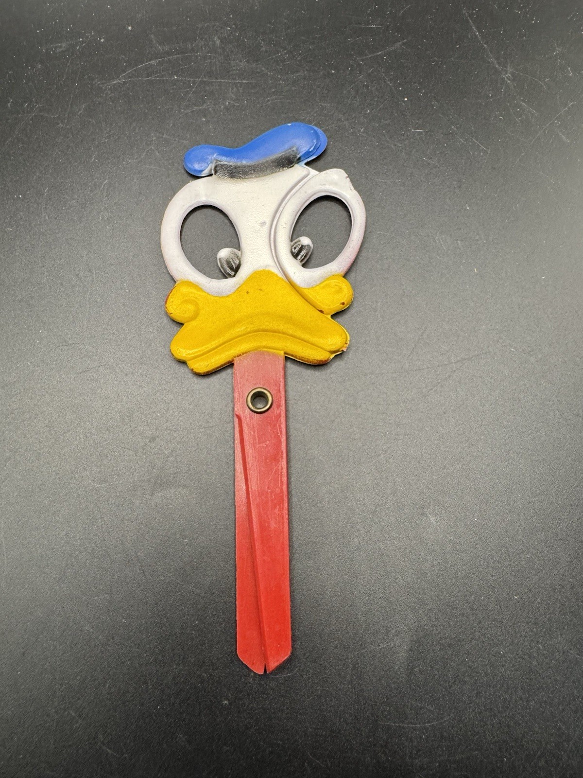 Vintage Walt Disney Productions Donald Duck Plastic Safety Scissors Hallmark