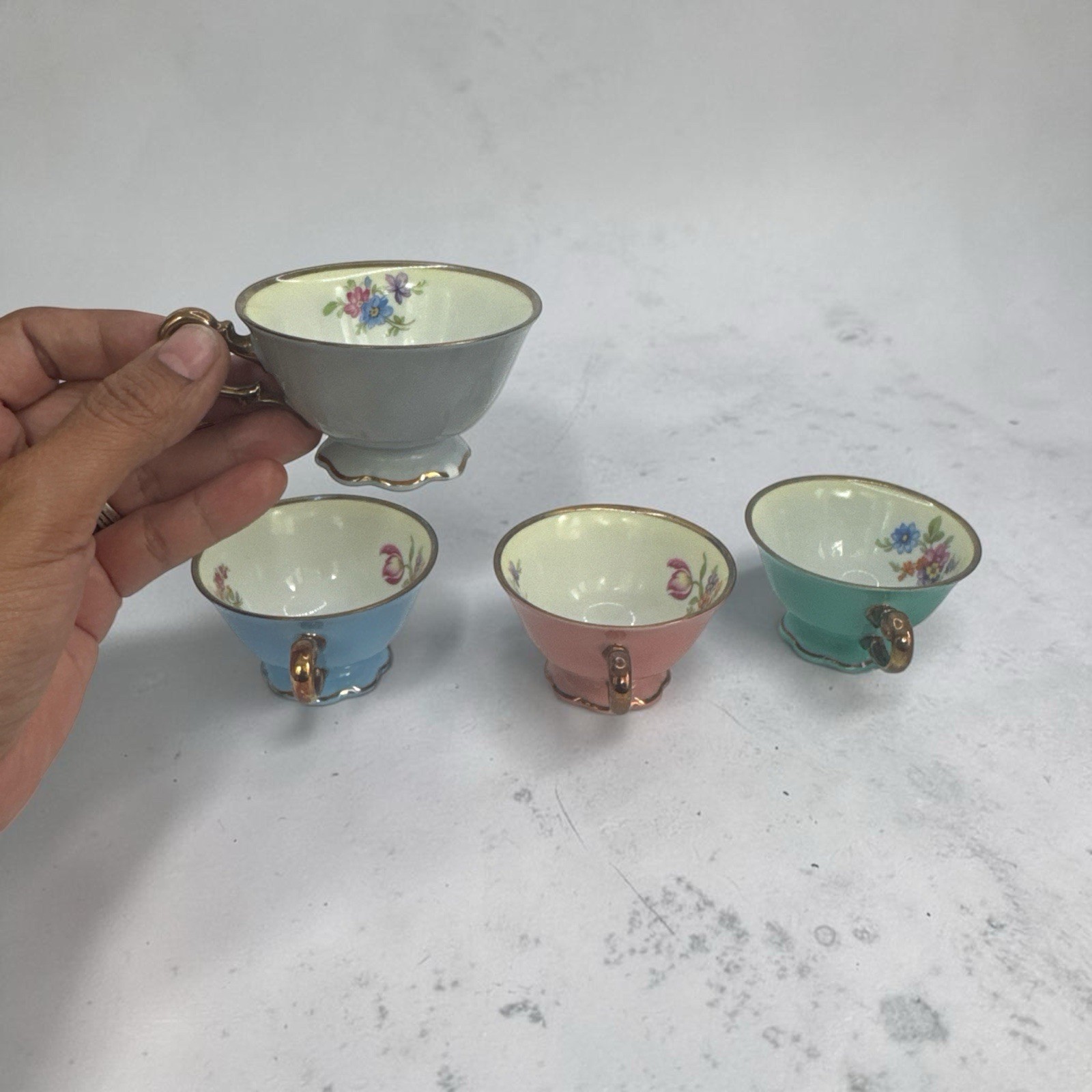 Vintage Tirschenreuth Bavaria Pastel Demitasse Teacup Set 4 Flowers Gold Gilt Vintage Tirschenreuth Bavaria Pastel Demitasse Teacup Set 4 Flowers Gold Gilt