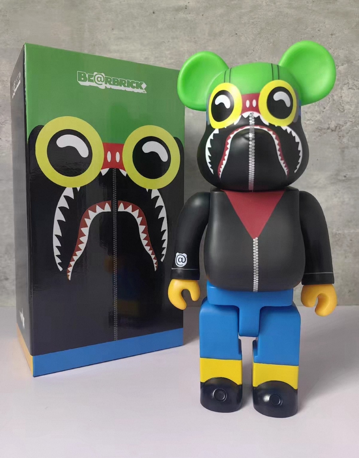 Bestselling Bearbrick 400% Bape Pilot Figure 11 inch Office Desk Ornament