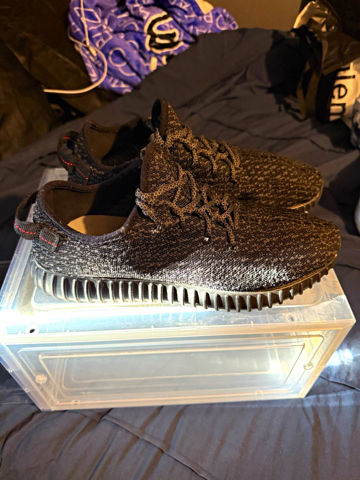 adidas Yeezy Boost 350 V1 Pirate Black 2015 Primeknit Sneaker AQ2659