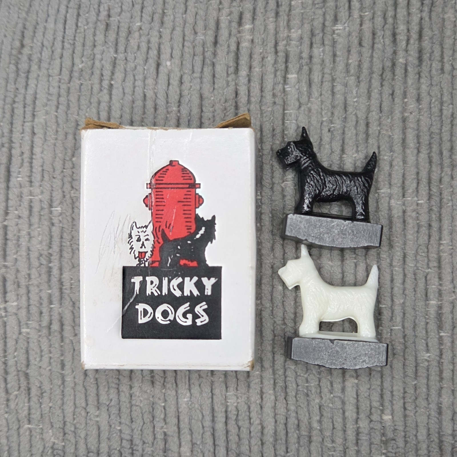 Vintage Tricky Dogs Scottie Terrier Magnetic Dog Toys In Original Box Vintage Tricky Dogs Scottie Terrier Magnetic Dog Toys In Original Box
