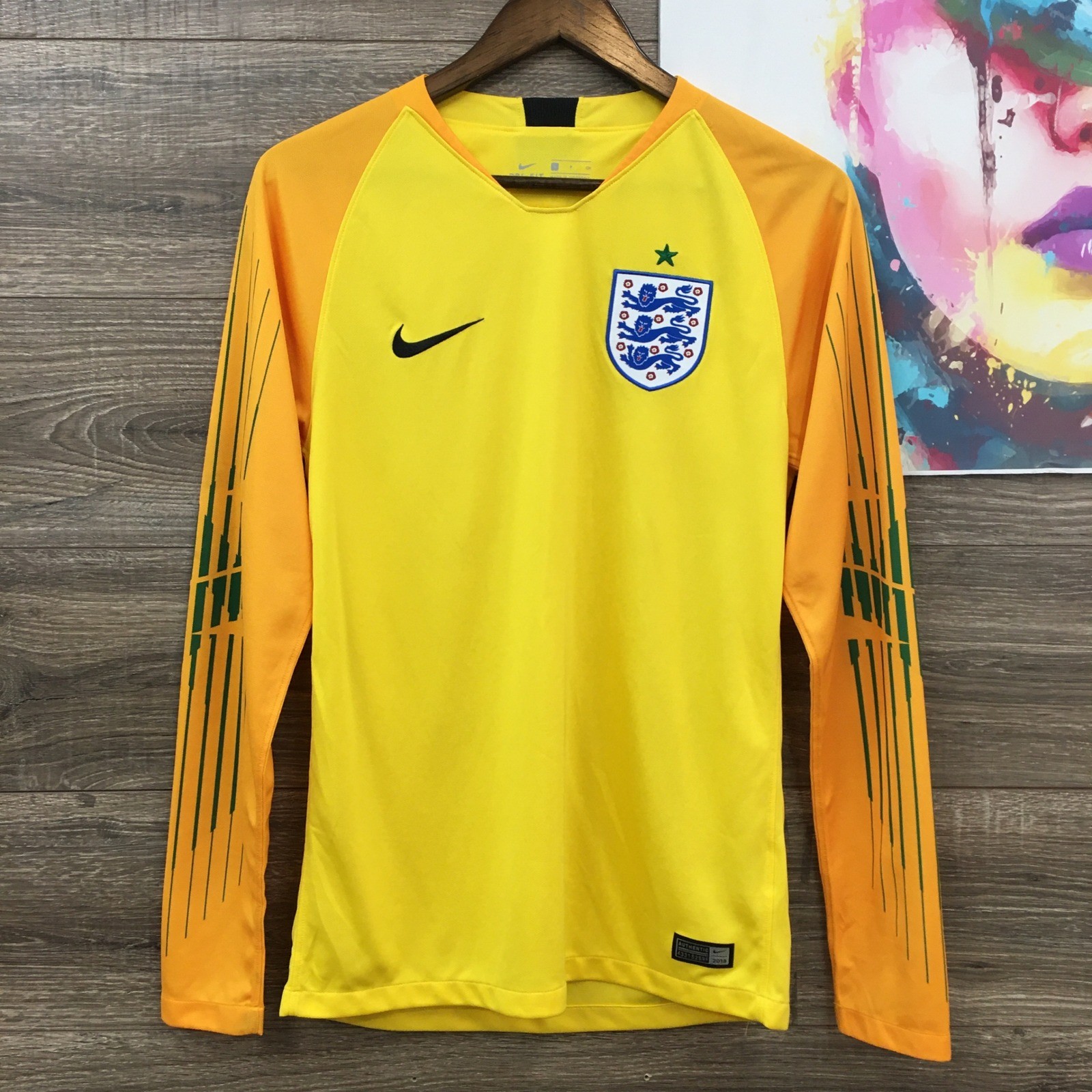 Nike England 2018 World Cup #1 Goalkeeper Jersey Yellow Size Small 893866-719