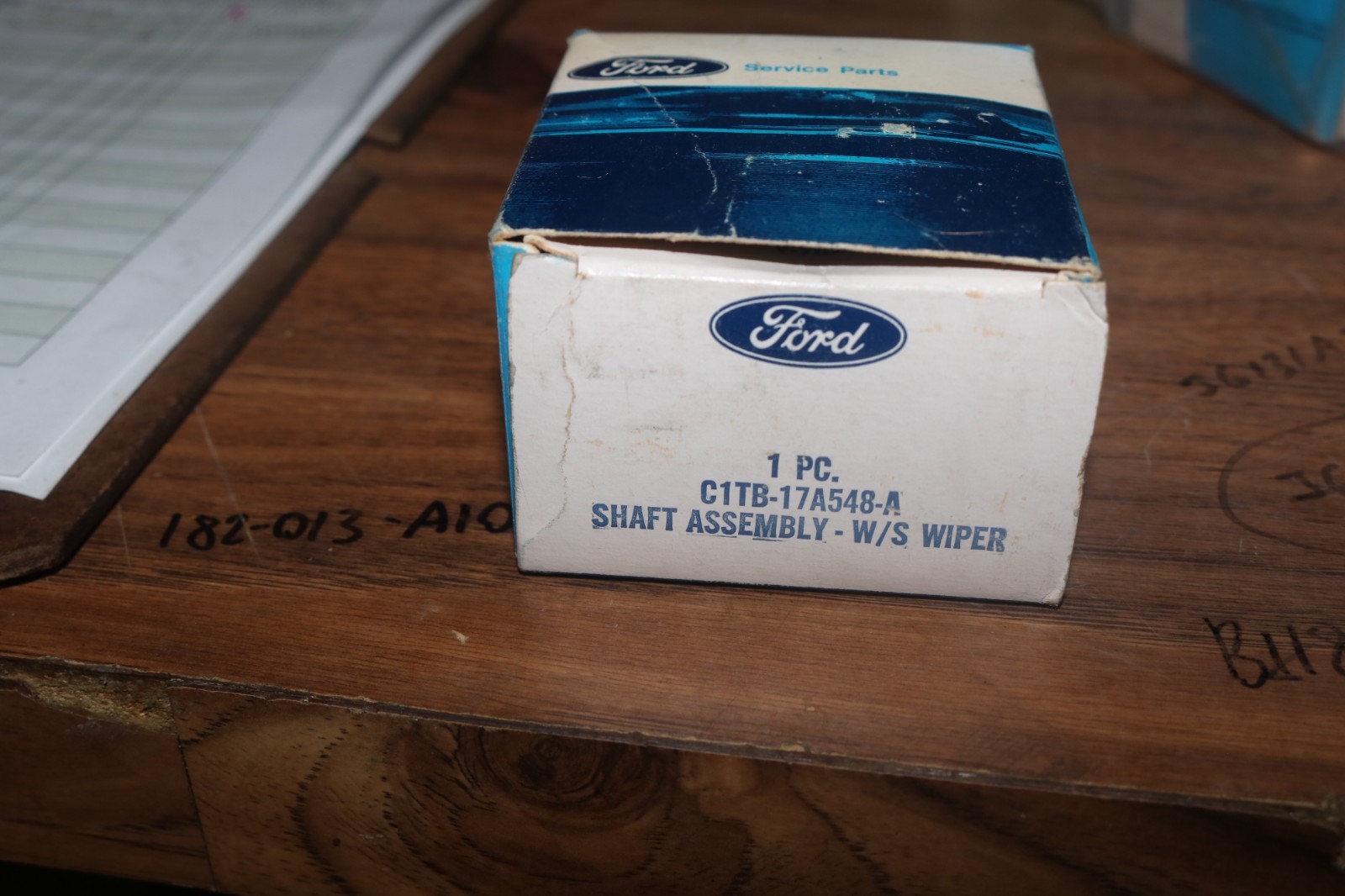 NOS Ford 1961 - 66 truck pickup windshield wiper pivot shaft C1TB-17A458-A