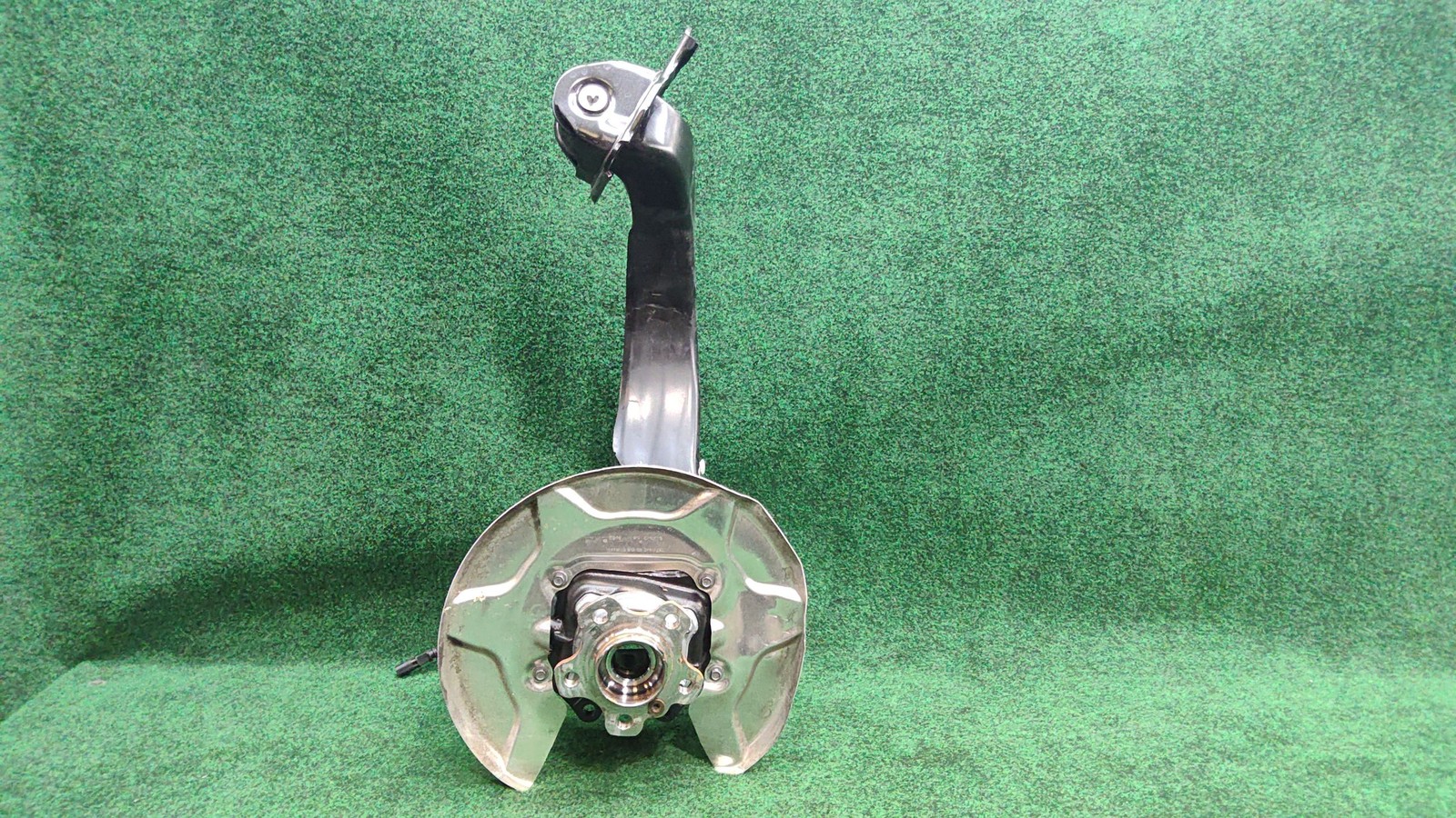 2023-2026 Bmw X1 Right Rear Wheel Housing Knuckle Oem 31208882498 / 33306894210